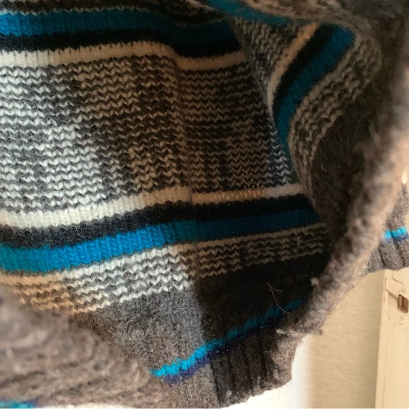 Hand knit alpaca wool blend Peruvian alpaca sweater - Picture 5 of 7